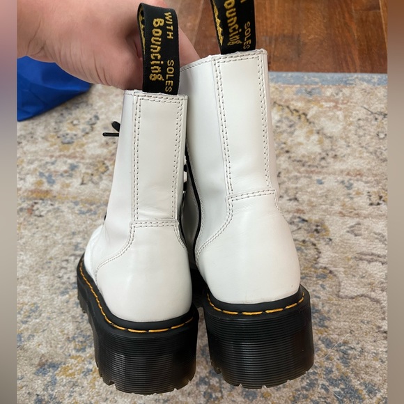Platform Jadon Doc Marten Boots! - Picture 3 of 7